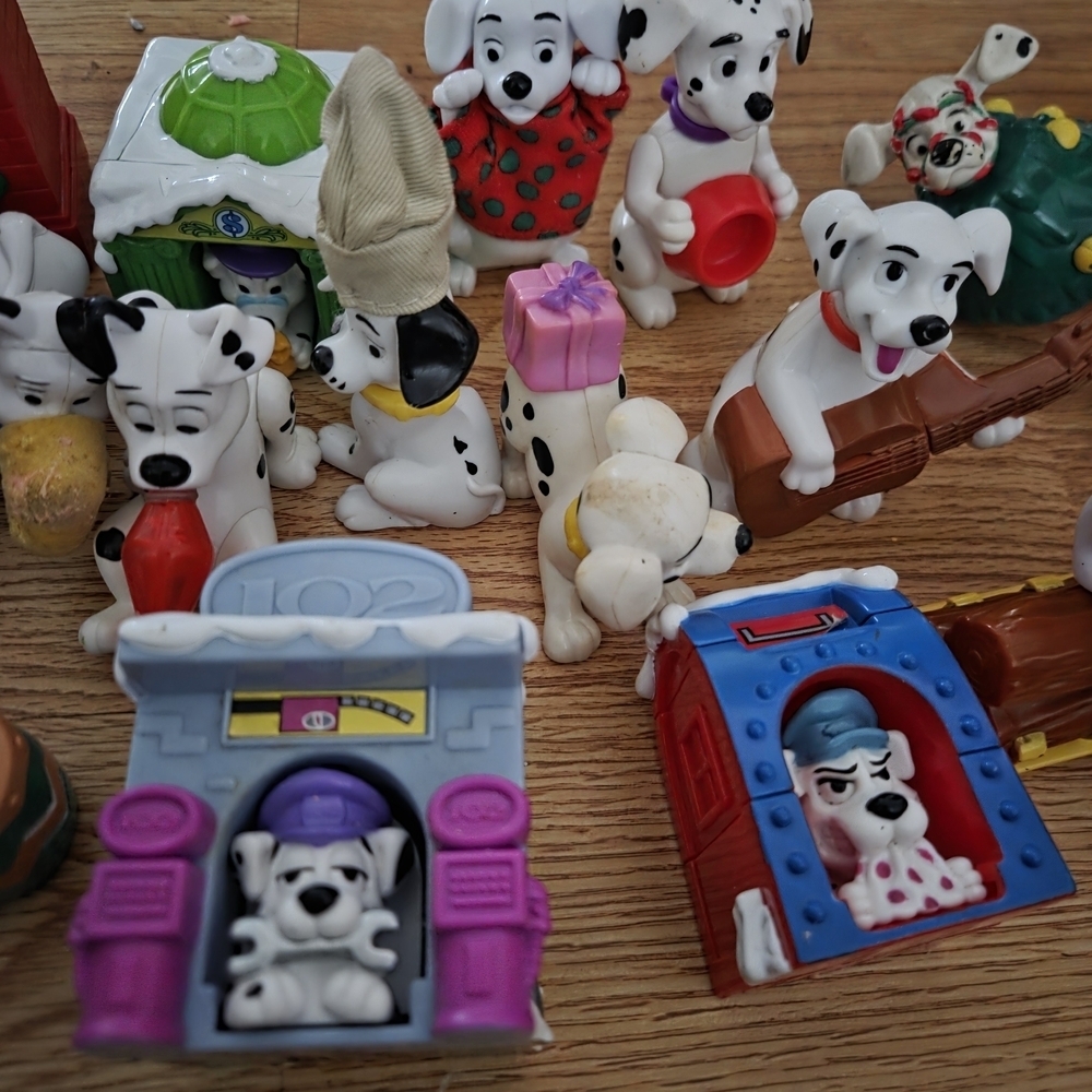 Vintage Dalmatian Figurine Collection - Picture 2 of 4